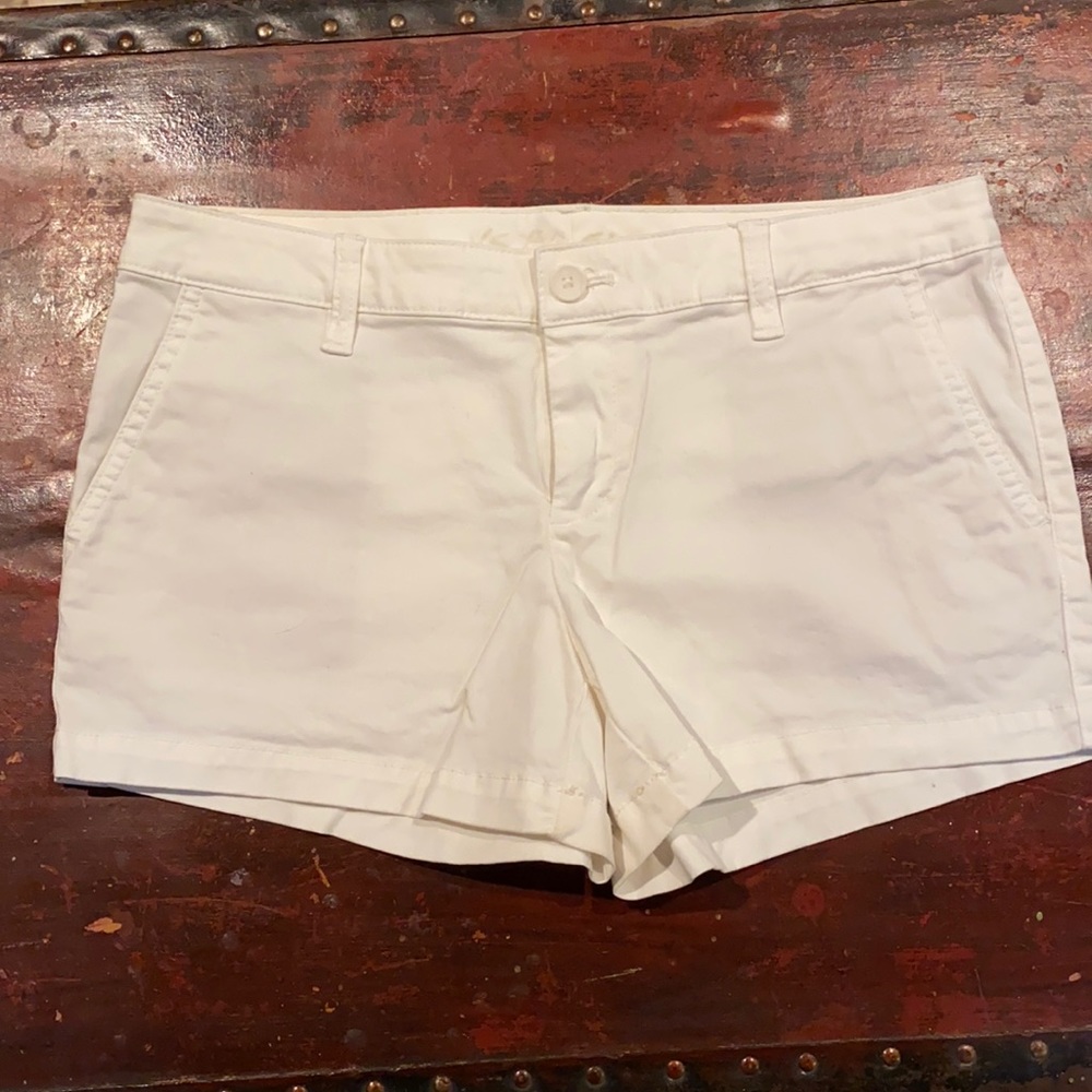 Victoria’s Secret Eva Shorts, Sz 6, white
